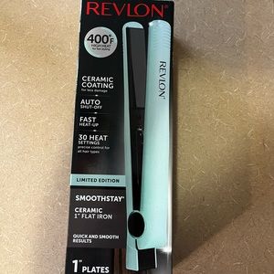 Revlon 1” Ceramic Flat Iron-New in Box